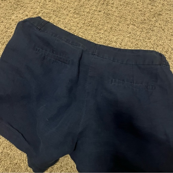 SHORTS - Picture 2 of 4